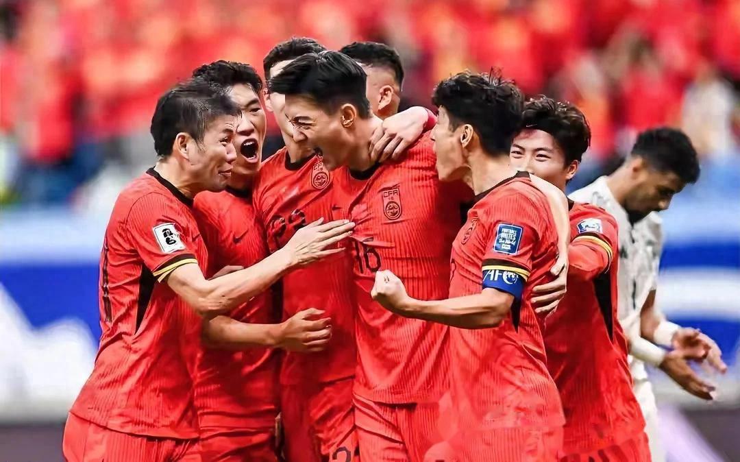 亚洲足球队在国际舞台上崭露头角(亚洲足球球队)